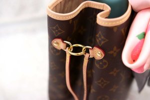 how-to-keep-neverfull-cinched.jpg
