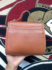vintage_coach_sling_bag_1686935773_5ec19260_progressive.jpg