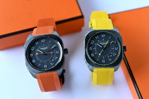 Hermes-H08-Colours-hands-on-6-2048x1365.jpg