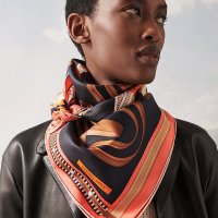 lettres-equestre-scarf-90--004039S 05-worn-1-0-0-800-800_g.jpg