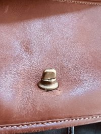 Coach 9339 Turnlock.jpg