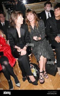jane-birkin-and-lou-doillon-paris-fashion-week-ready-to-wear-fallwinter-D9G2C2.jpg jane-birkin-and-lou-doillon-paris-fashion-week-ready-to-wear-fallwinter-D9G2C2.jpg
