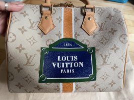 My other bag is a Louis Vuitton #louisvuitton #LV #lvoe