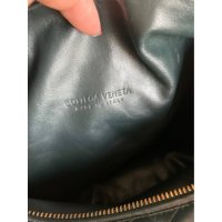 black-leather-jodie-bottega-veneta-handbag-30254606-6_2.jpg