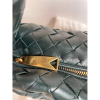 black-leather-jodie-bottega-veneta-handbag-30254606-3_2.jpg