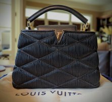 LV_QuiltedCapucinesBB.jpg
