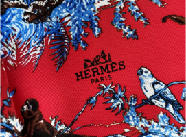 Maxi-twilly-silk-stole-Hermès-Red-in-Silk-35017905 (2).png