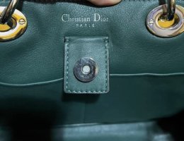 32DAE2B7-49D9-47CF-B0B6-37330CB59755.jpeg