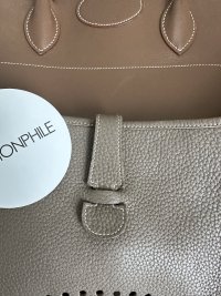 Hermès Bolide étoupe vs Evelyne GM étain.jpg