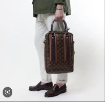 louis_vuitton_monogram_bequia__1678159171_0f88ba19_progressive.jpg