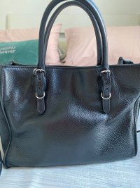 balenciaga_1693124160_9357e9b5_progressive.jpg