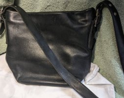 bettylou406 fake coach J4D-9186 front.jpeg