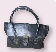 Poshmark rashaudg fake coach F045-5774 front.png