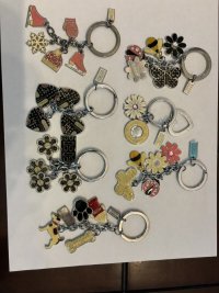 bctalley29 fake coach keychain lot ALL FAKE.jpeg