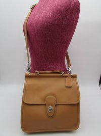 goodwillminnesota goodwill minnesota - fake coach ***************** COA B9C-9927 front.jpeg