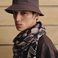 scarf-100--104062T 10-worn-1-0-0-2048-2048.jpg