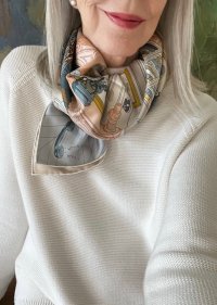 Mystere Cowl Knot.jpg