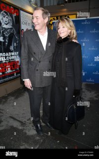 opening-night-for-broadway-play-the-audience-at-the-schoenfeld-theatre-ETKA0D.jpg