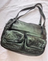 green-leather-veneta-bottega-veneta-handbag-33309454-4_3.jpg