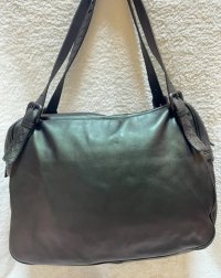green-leather-veneta-bottega-veneta-handbag-33309454-3_3.jpg