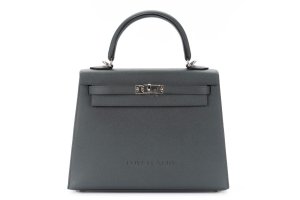 Hermes-Kelly-25-Sellier-Bleu-Orage-Phw-1-900x600.jpg
