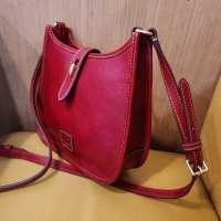 dooney bourke red 20240312_122720.jpg