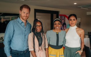 CH11058902_The_Duke_and_Duchess_of_Sussex_meet_Save_the_Children_s_Youth_Ambassadors__Maryam__...jpg