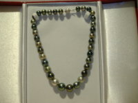 multicolor pearl necklace 004.jpg