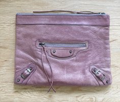 lilac-flat-clutch.jpg