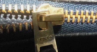 Hermes Birkin Bleu zipper close up.jpg
