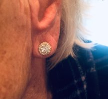 diamond studs 2.jpg