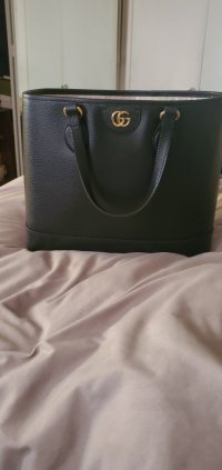 gucci tote.jpg