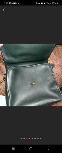 Screenshot_20241125_011502_Depop.jpg