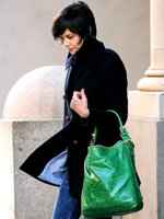 katie_holmes300.jpg