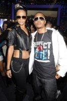 rihanna-and-ti-show.0.0.0x0.399x600.jpeg