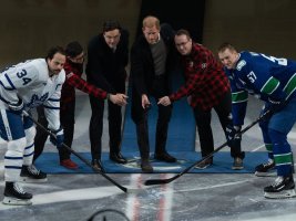 hkn-leafs-canucks-prince-harry-20250208.jpg