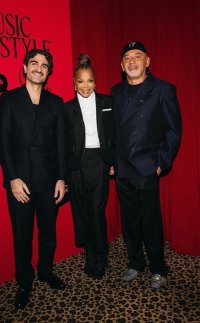 janetjackson_392db8be7967434483866068b2fef2a1.jpg
