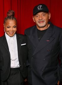 janetjackson_5dc3dc2cacf74bf9a041b122aedf96ae.jpg