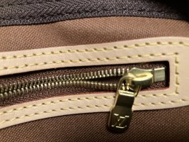insidezipper.jpg