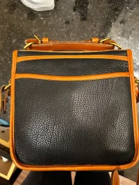 Exterior Pocket Stitching.webp