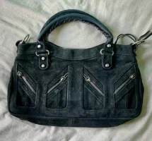 Screenshot_20250420_113304_fr.vinted_edit_3886068952749731.webp