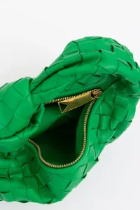 250403_TradingInStyle_Ecom_StillLife_9-085_1300x.jpg.webp