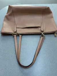 Ava_Croosgrain_Tote_F57526_Before_005.webp