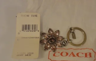 1746 jeweled flower fob a.webp