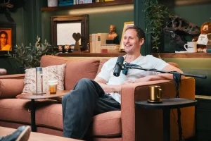 Alex-armchairexpertpod.com-3.webp