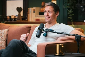Alex-armchairexpertpod.com-5.webp