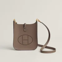evelyne-16-sellier-bag--087080CC18-front-wm-1-0-0-800-800_g.jpg.webp