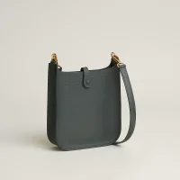 evelyne-16-sellier-bag--087080CCQ0-back-wm-6-0-0-800-800_g.jpg.webp