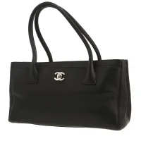 00pp-chanel-executive-shopping-bag-in-black-grained-leather.webp