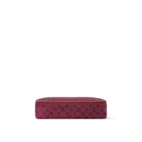 M15193.webp